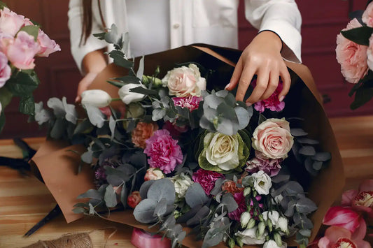 Best Flowers for Every Relationship Stage: Gift Ideas & Meanings