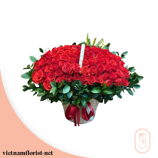 100 Roses, Roses, With Basket bouquet 'Blush & Bloom' – Delivered in Hanoi, Da Nang, Ho Chi Minh, and across Vietnam