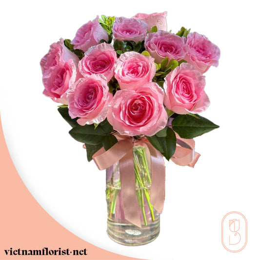 With Vase, Roses bouquet 'Blushing Pink' – Delivered in Hanoi, Da Nang, Ho Chi Minh, and across Vietnam