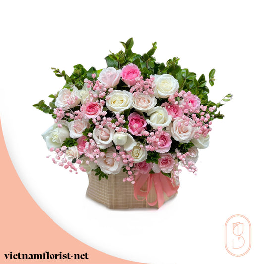 With Basket, Roses, Mixed bouquet 'Garden Essence' – Delivered in Hanoi, Da Nang, Ho Chi Minh, and across Vietnam